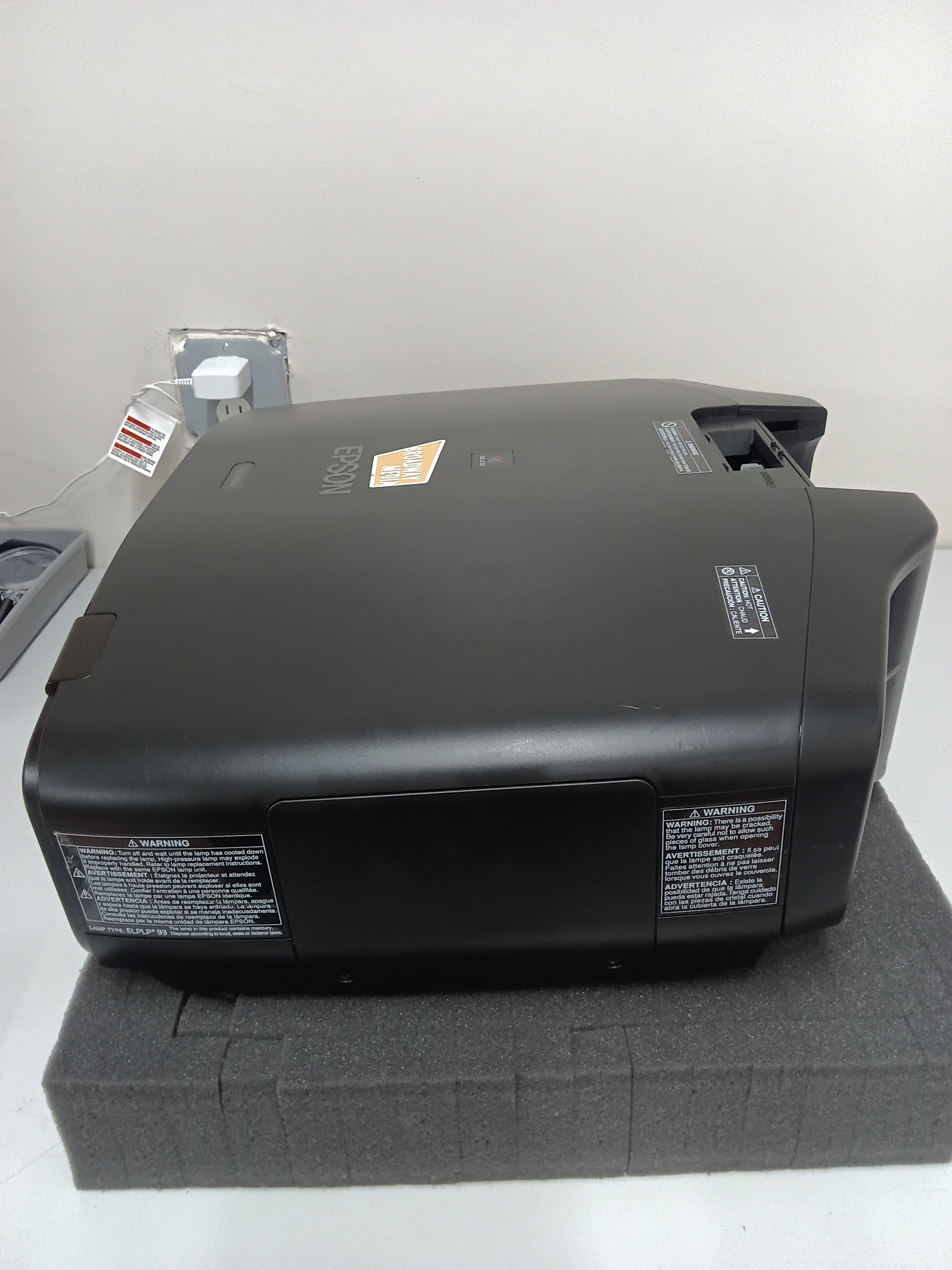 Epson PowerLite Pro G7905UNL 3LCD Projector - Ex-Rental Stock #73