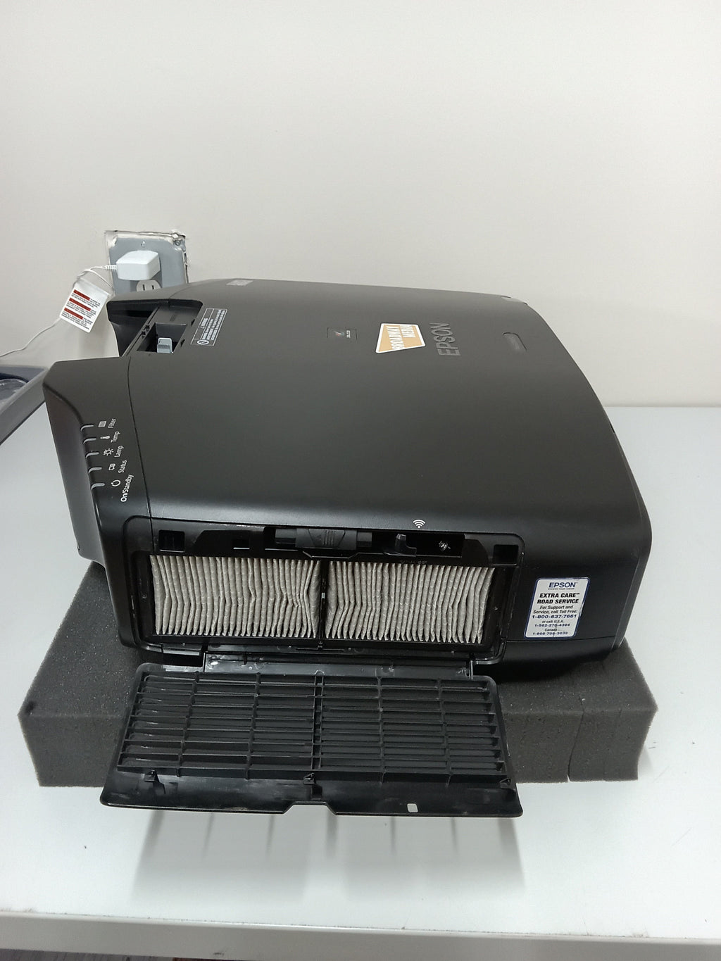 Epson PowerLite Pro G7905UNL 3LCD Projector - Ex-Rental Stock #97