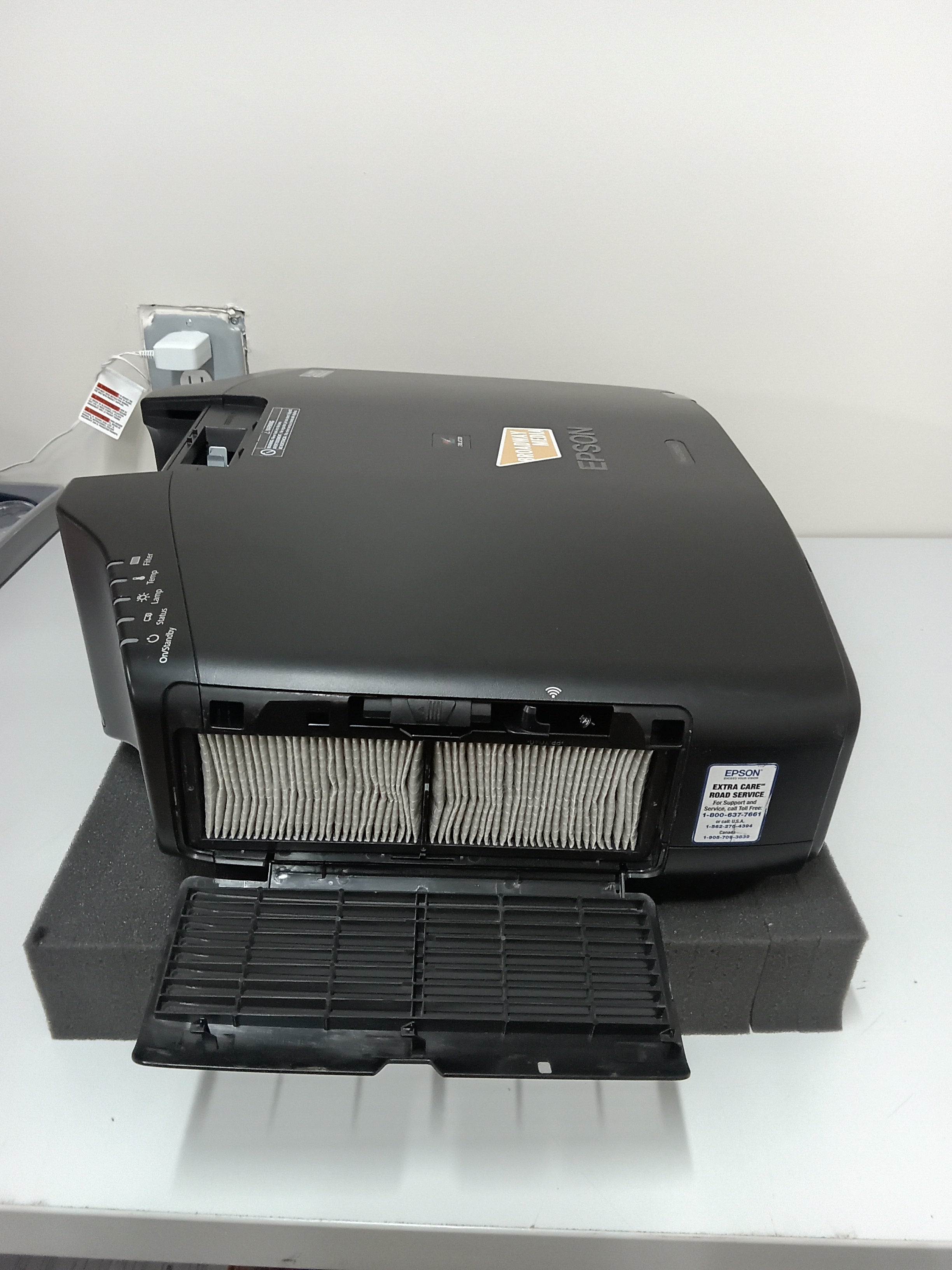 Epson PowerLite Pro G7905UNL 3LCD Projector - Ex-Rental Stock #97