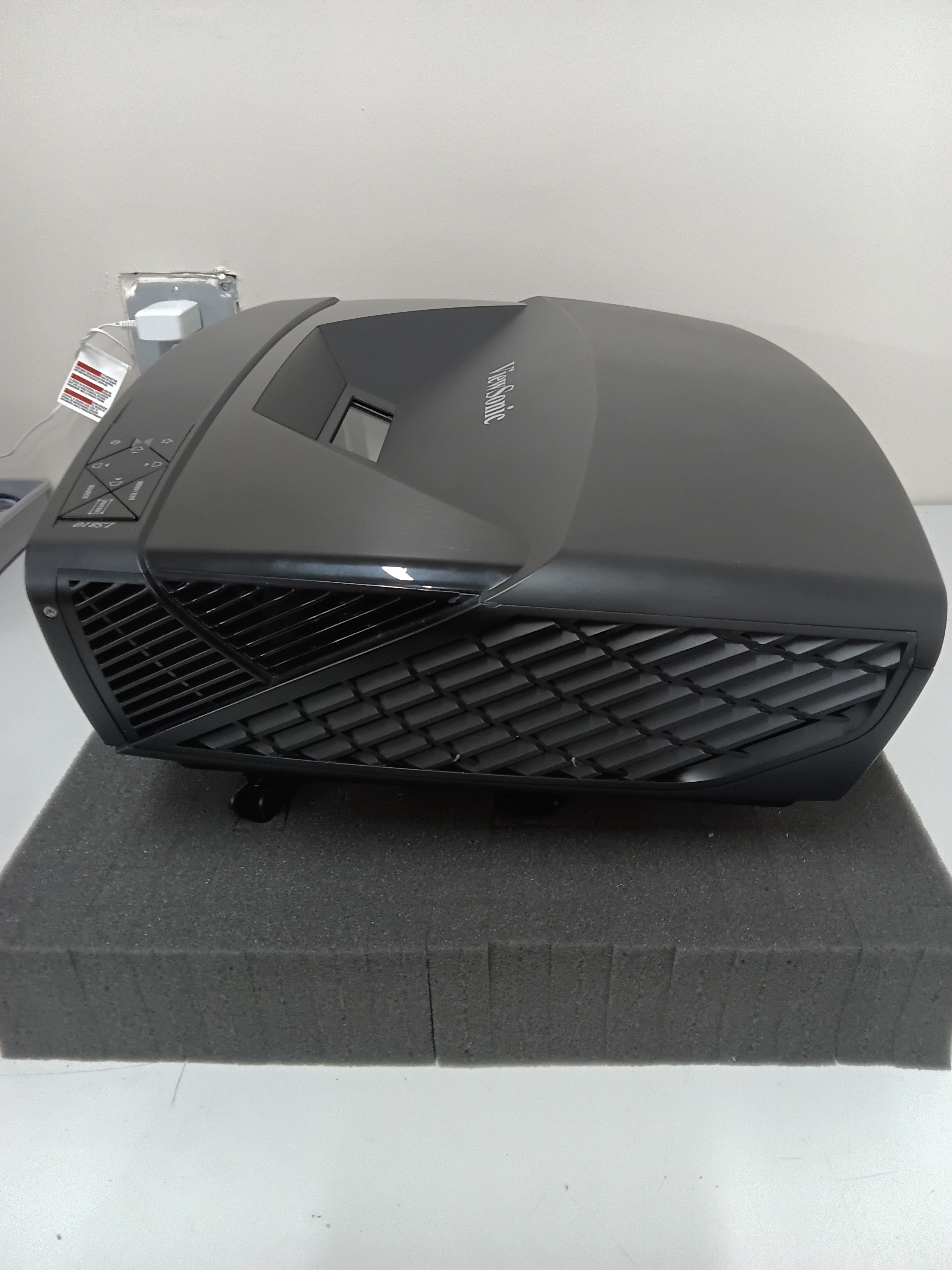 ViewSonic LS810 DLP WXGA Projector - Ex-Rental Stock Unit #099