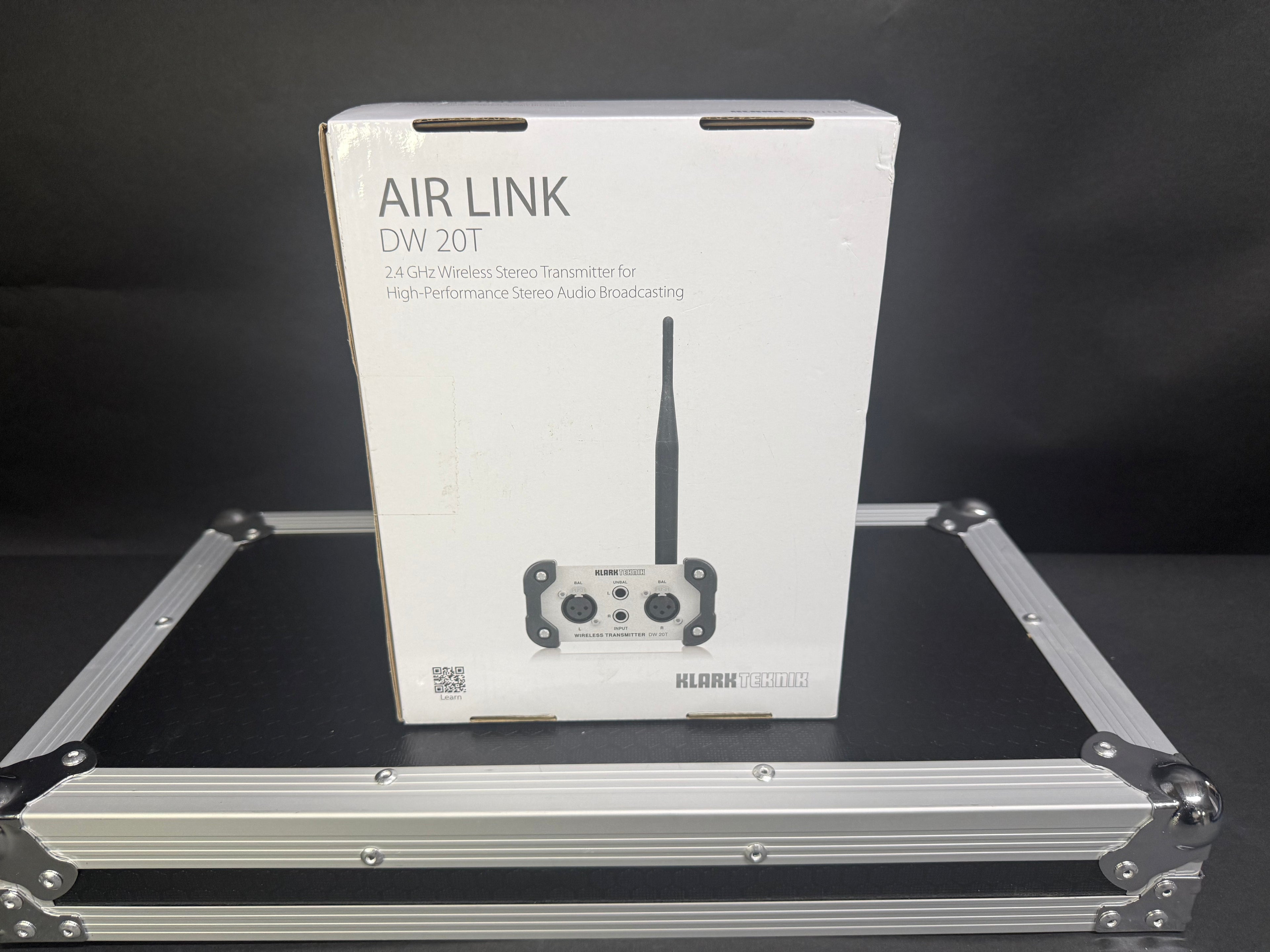 Klark Teknik DW 20T Wireless Audio Transmitter