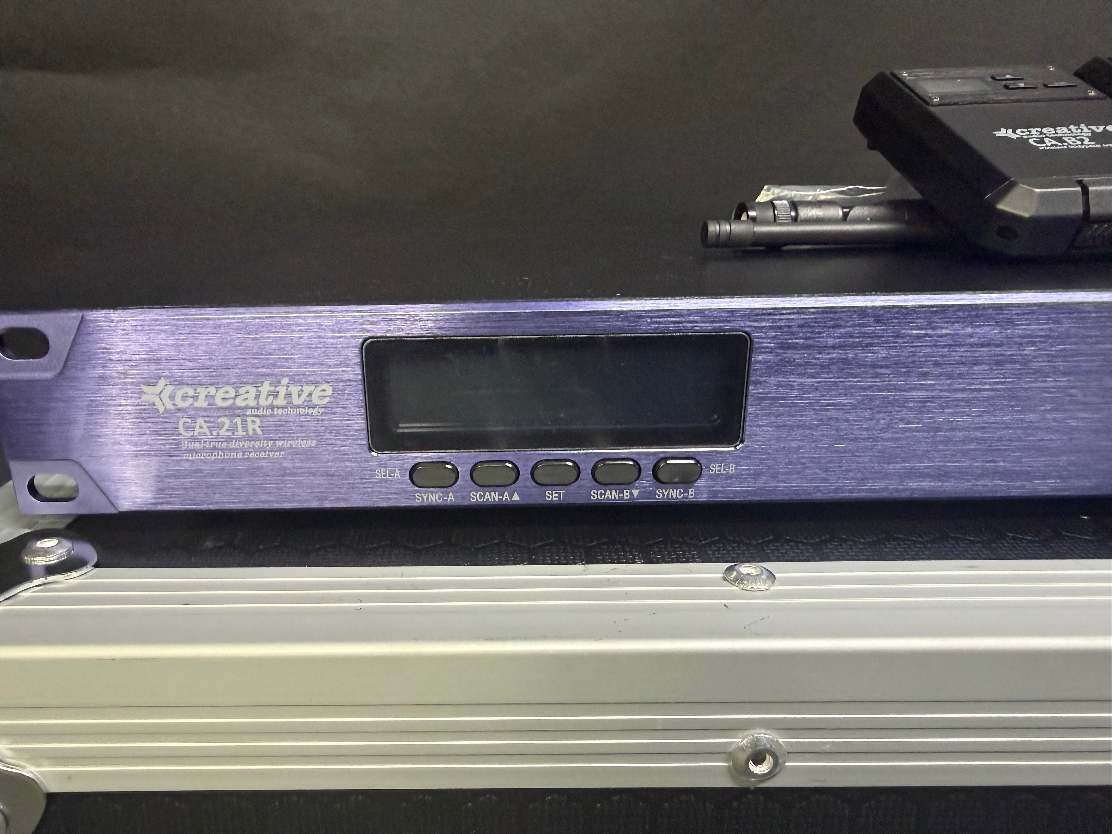 Creative Audio (C) CA.21BB - 2 ch Wireless Microphone System- metal transmitters