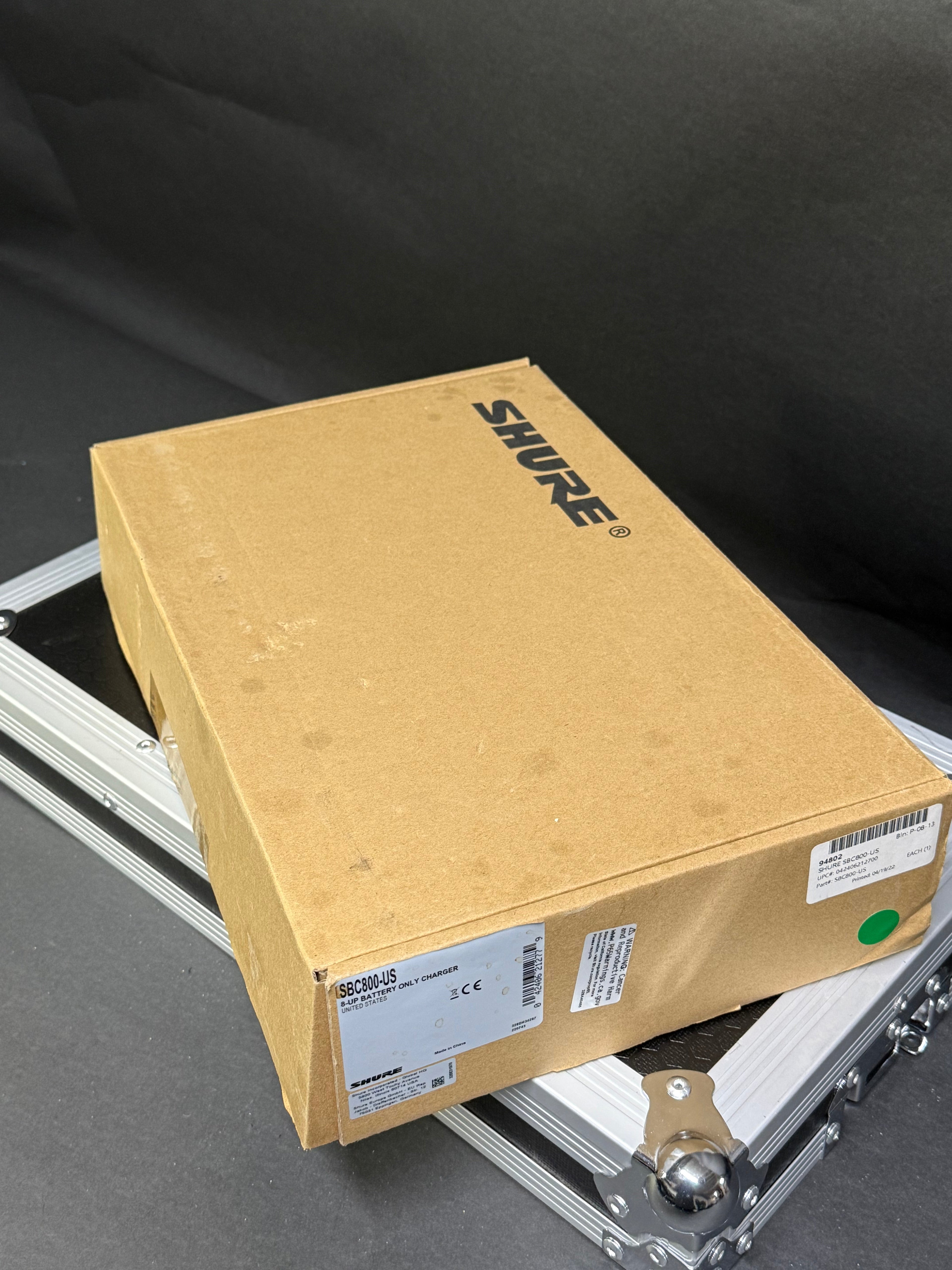 Shure SBC800-US 8 bay Charger for SB900A Lithium Ion Battery