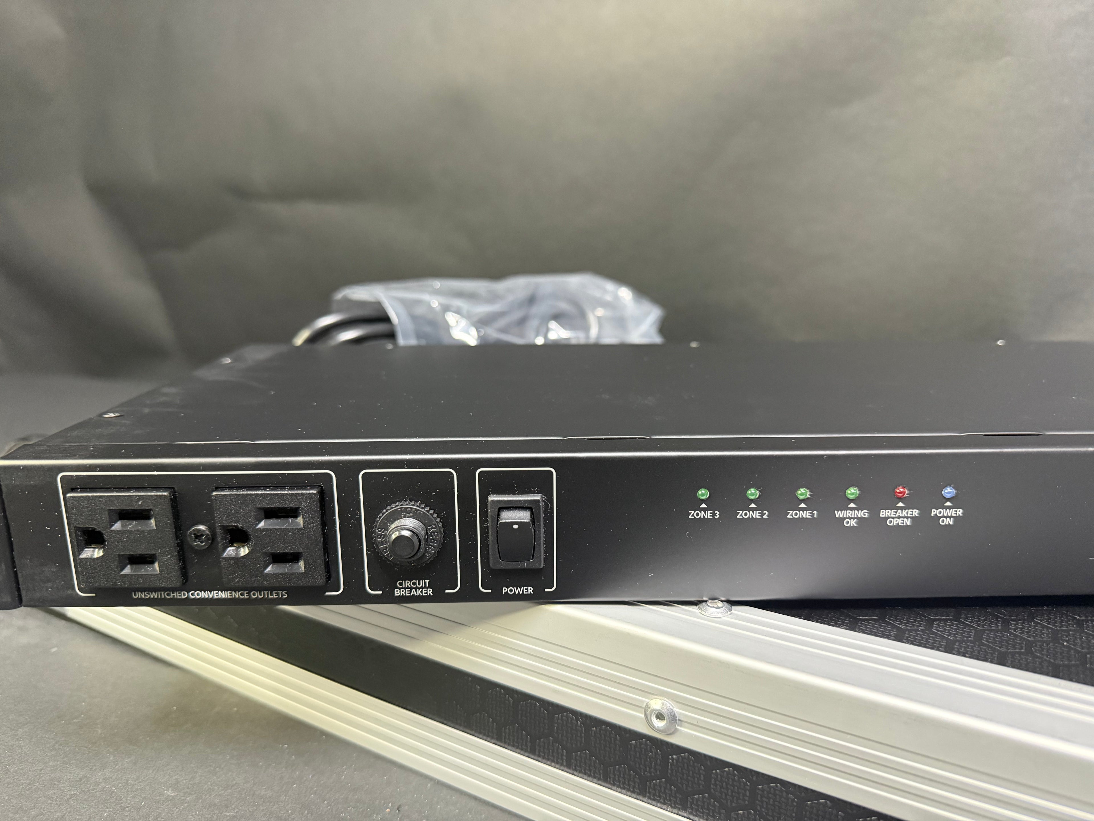 Creative Audio 15A Power Conditioner and Sequencer with 8 Outlets and 3 Zones