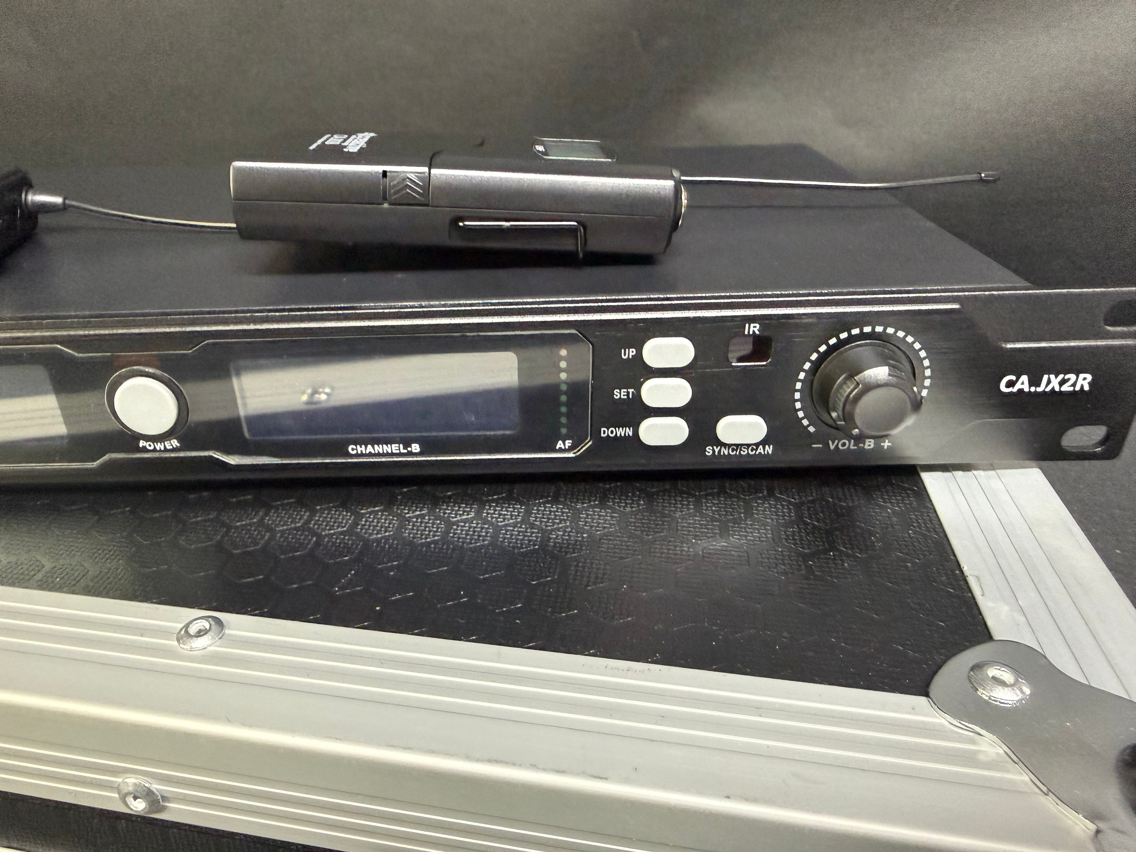 Creative Audio CA.JX2BB-H | 2 Channel Wireless Microphone System - plastic transmitters